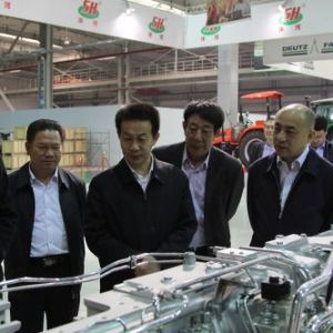 ʡ�֏��������L(zh��ng)�{(di��o)���R�����b����������(f��)�Ϸʮa(ch��n)�I(y��)��Ⱥ�l(f��)չ